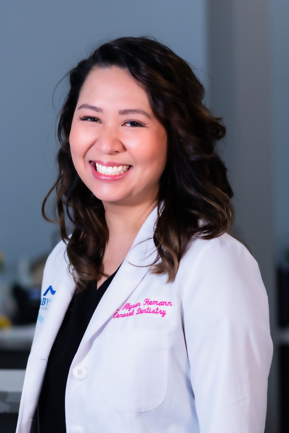 This is a profile image of Alyson